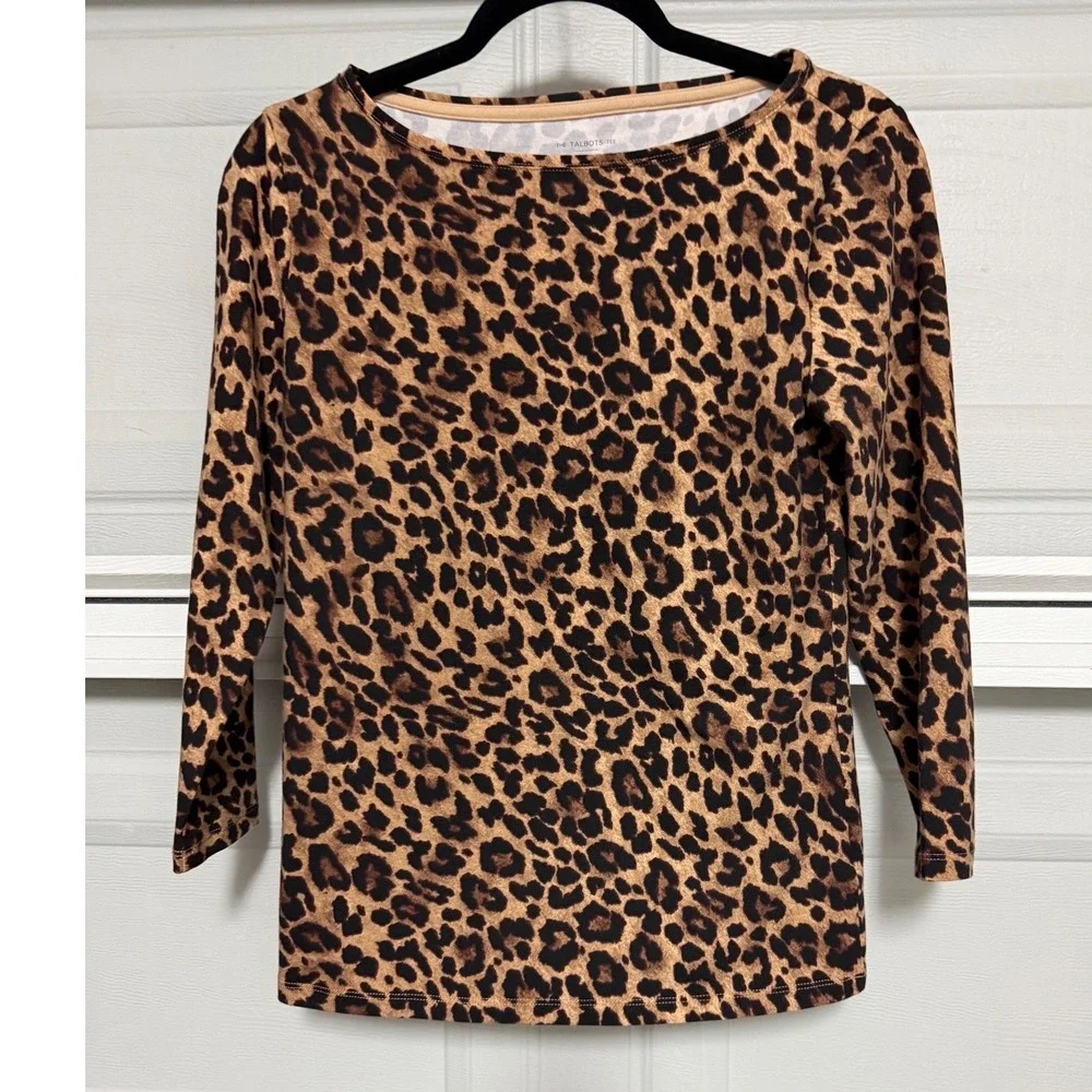 Talbots Tee Size XS Leopard Print 3/4 Sleeve Brown Cheetah Animal Print Top fall